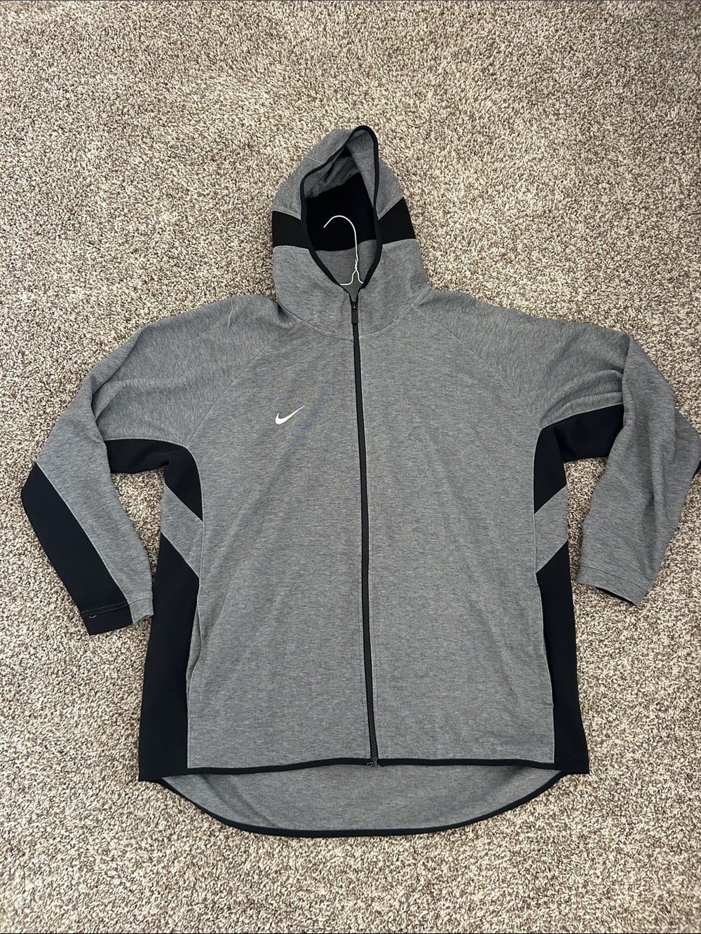Nike Men’s Gray Full-Zip Hooded Performance Jacket with Black Panels